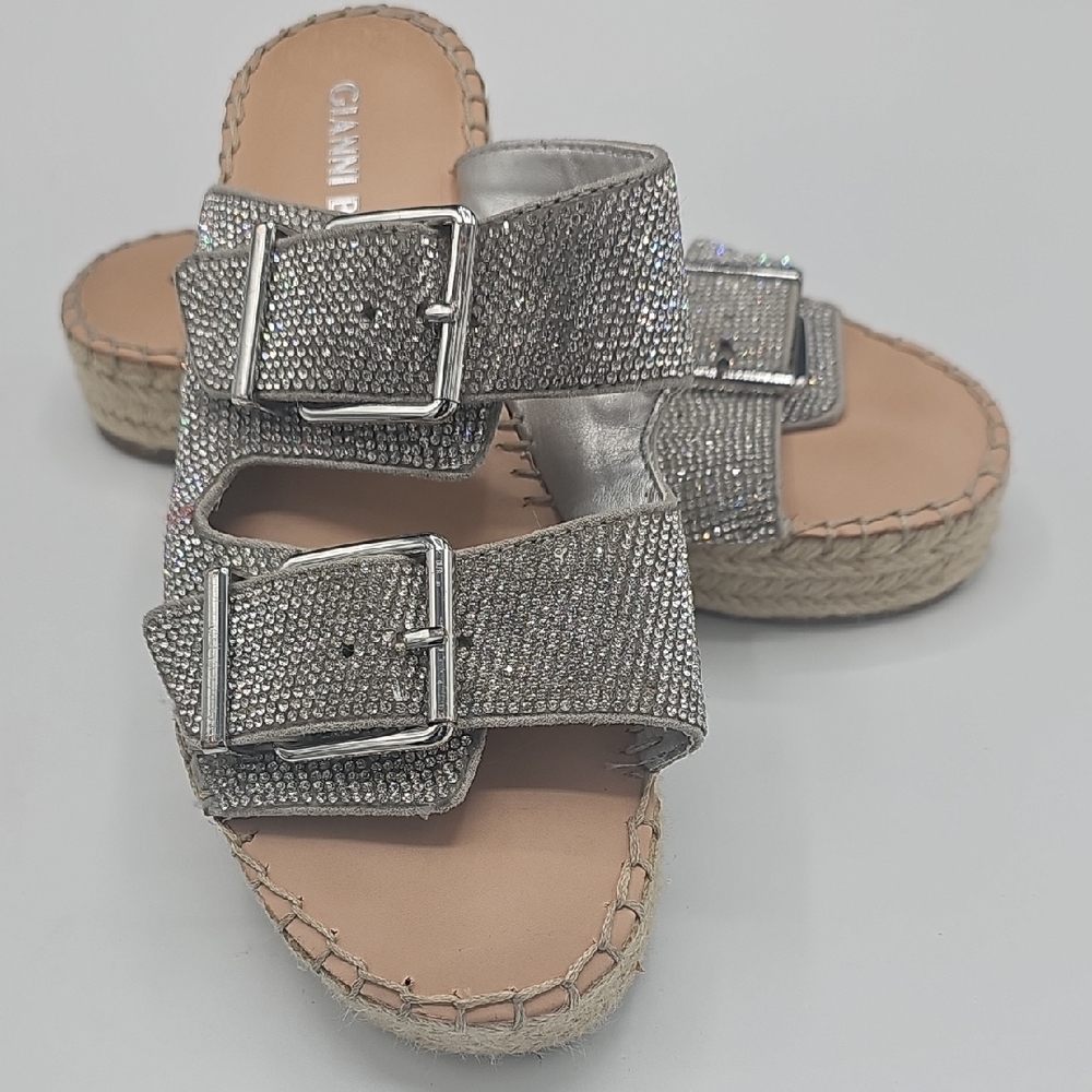 Gianni Bini Silver Tan Sandals with Double-Strap Design